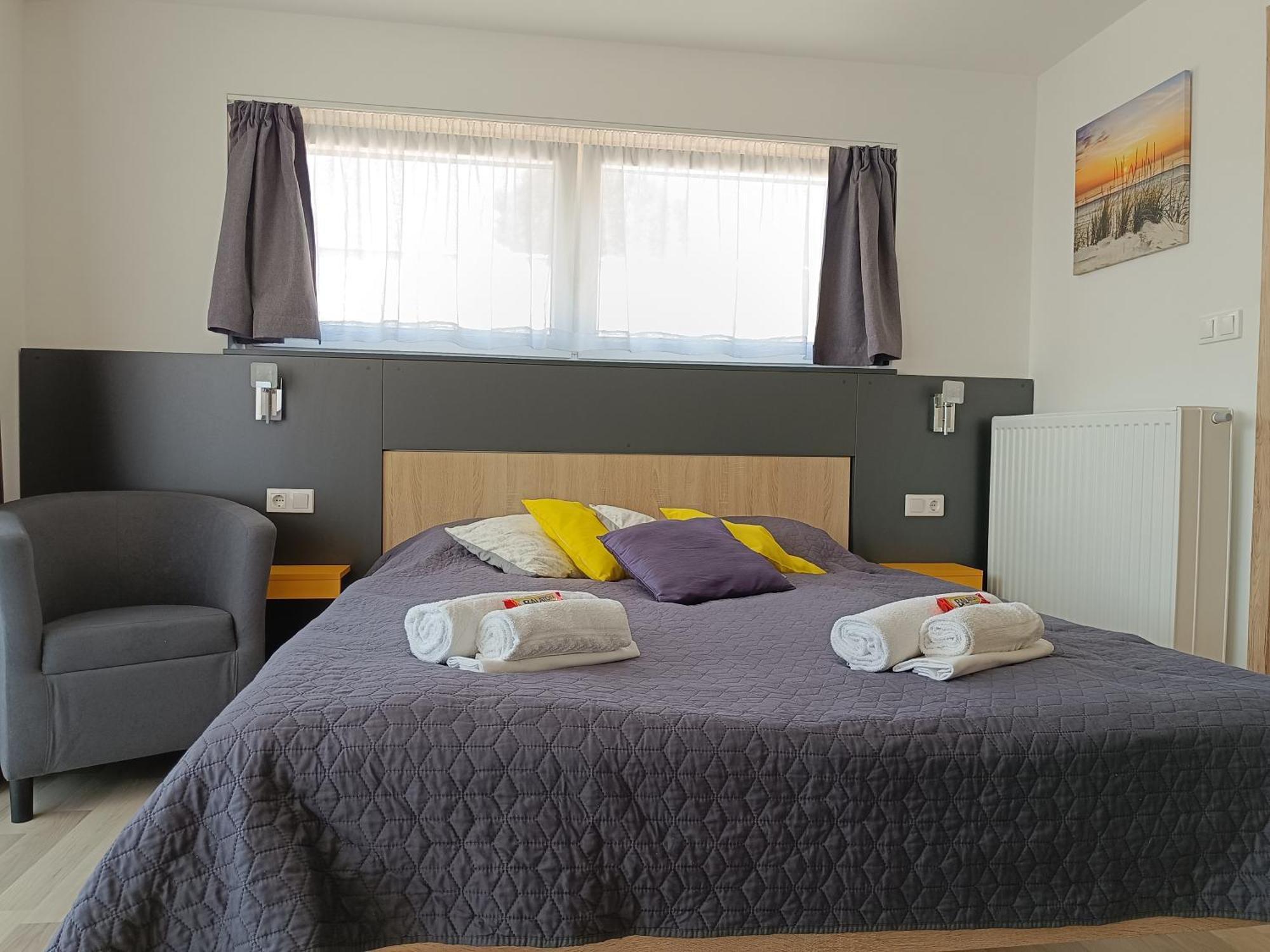 Ujhely Apartmanhaz Siofok Luaran gambar
