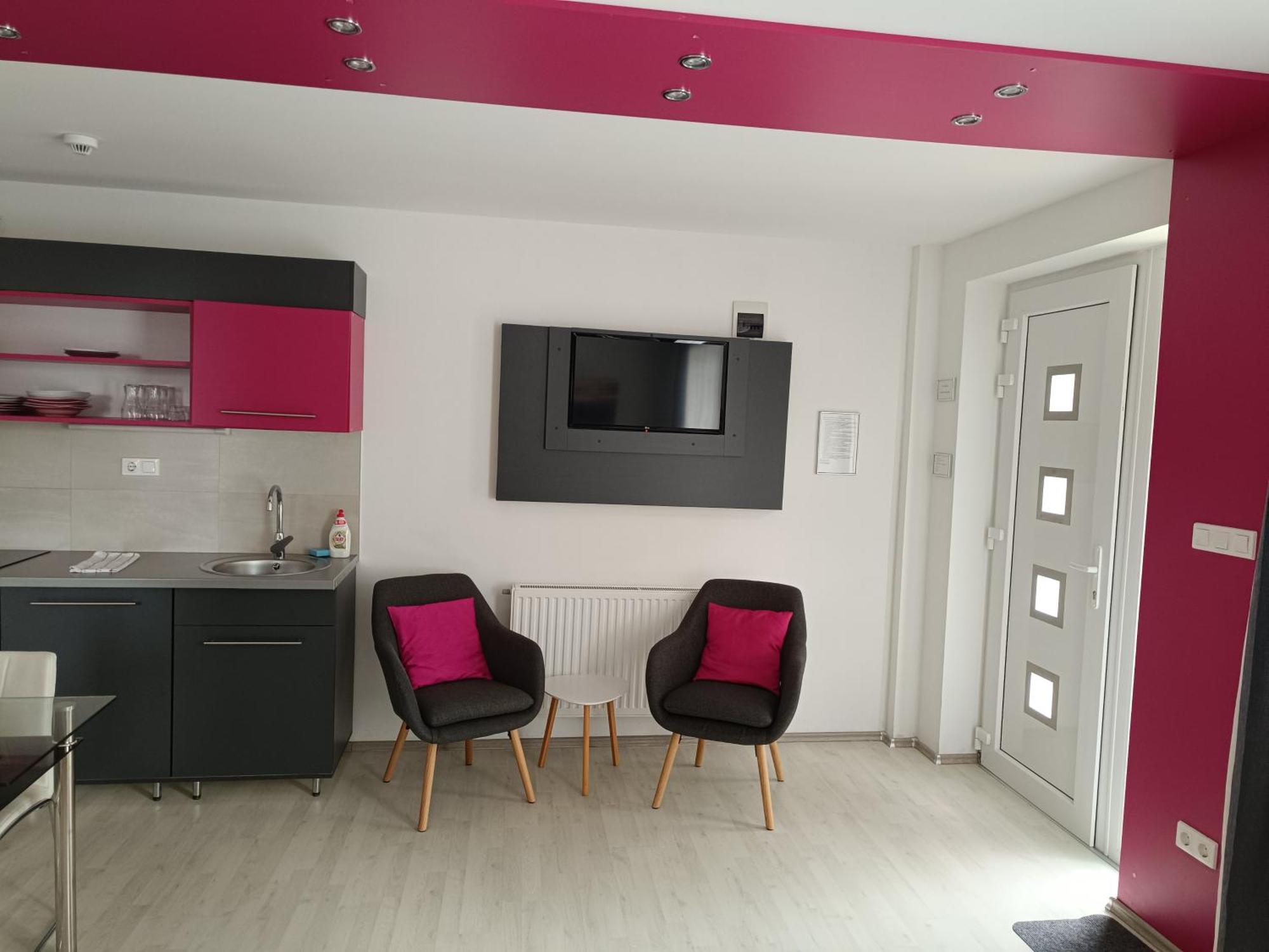 Ujhely Apartmanhaz Siofok Luaran gambar
